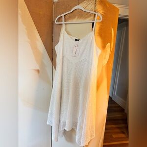 BloomChic White Midi Boho handkerchief Dress